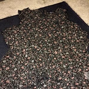 Long sleeve floral top